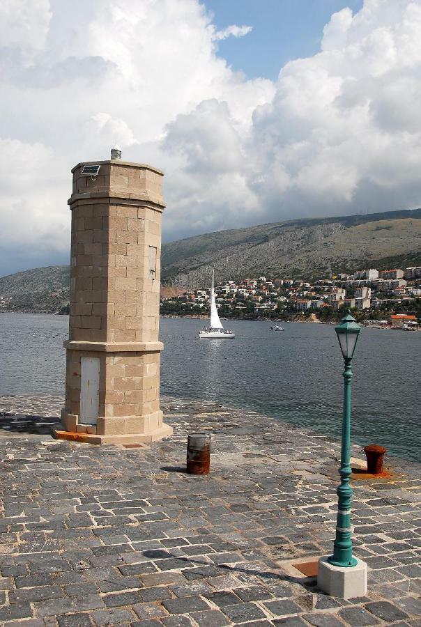 Apartment Vrban Senj  Eksteriør billede